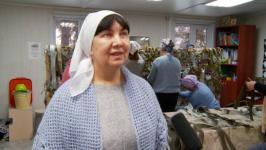 В Тюневском сельском поселении плетут маскировочные сети и собирают теплую одежду для бойцов