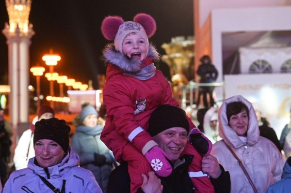 Форум "Родные - Любимые" стартовал на ВДНХ в Москве Форум "Родные - Любимые" стартовал на ВДНХ в Москве