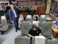 Авиакомпания "ЮТэйр" исполнила мечту юного тюменца в рамках областной акции "Елка желаний"