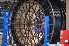 Тюменский завод открыл первое в УФО производство новых полимерных труб для нефтяной отрасли