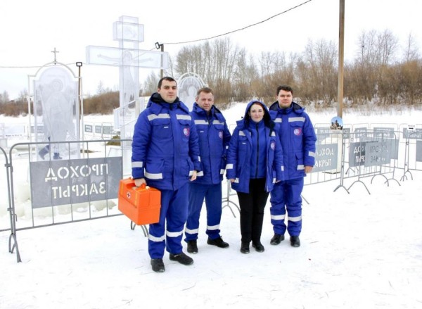 Первый день Крещенских купаний прошел в Тюмени без происшествий 