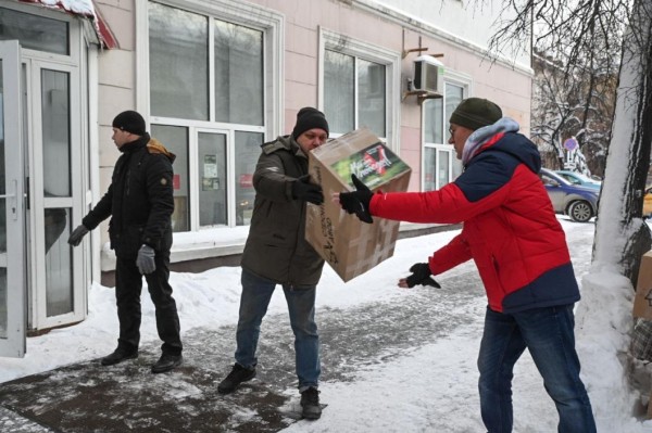 10 тонн гуманитарного груза оправили бойцам СВО и мирным жителям из Тюмени 10 тонн гуманитарного груза оправили бойцам СВО и мирным жителям из Тюмени