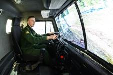 В ТВВИКУ будущим абитуриентам показали динамические тренажеры и образцы техники