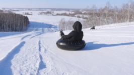 Прокатиться с ветерком с Боровлянской горы с подъемником приглашают в Казанском районе