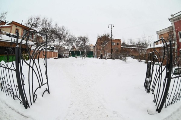 В Тюмени сквер Згерского со сценой и виолончелью откроют в октябре 2024 года В Тюмени сквер Згерского со сценой и виолончелью откроют в октябре 2024 года