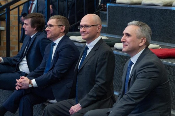 Сергею Кириенко рассказали о системе продюсирования сообществ в Тюменской области