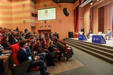 Анатолий Киреев: предприятиям необходимы послабления по внешнеторговой деятельности