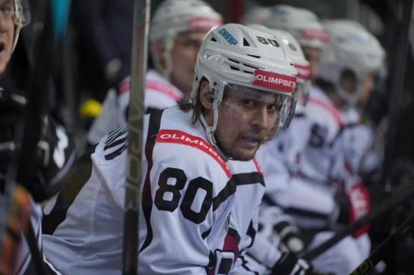 Тюменский "Рубин" уступил хоккеистам "Сокола", впереди пятый матч серии плей-офф ВХЛ