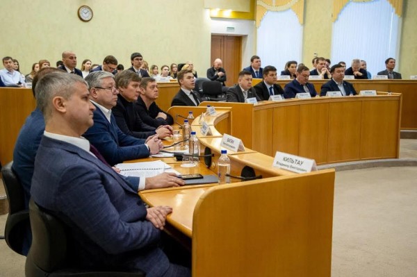 О работе портала "Электронный имущественный комплекс" рассказали тюменским депутатам