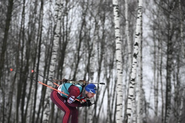 Александр Логинов финишировал вторым в гонке преследования на чемпионате России в Тюмени 