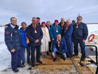 Рекорд России по игре в шахматы в ледяной воде установили &ldquo;моржи&rdquo; в Тюмени