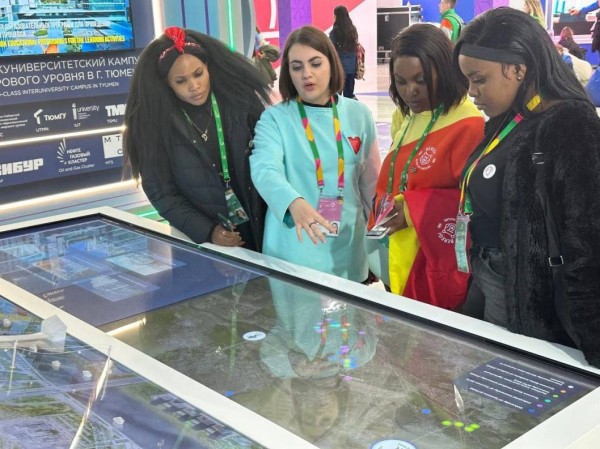 Александр Моор: макет тюменского кампуса вызвал большой интерес на Всемирном фестивале молодежи