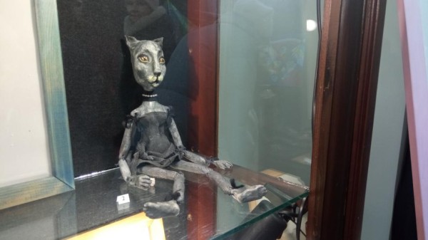 Около 50 работ выставили на "Котовасии" в музее "Дом Машарова" в Тюмени 