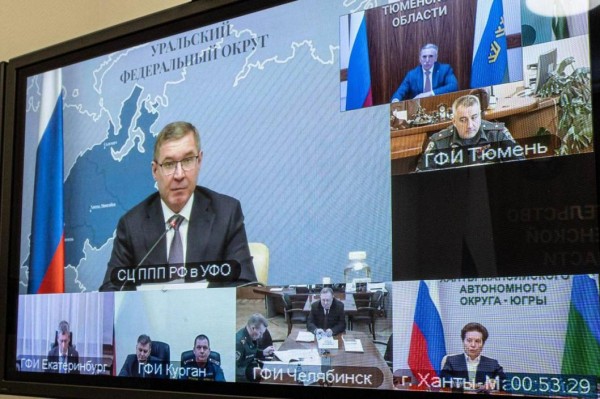 Детей из многодетных семей в Тюменской области обеспечат школьной формой и одеждой для физкультуры