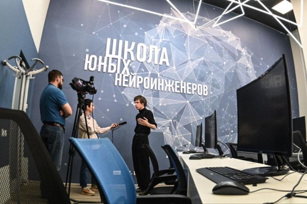 Нейросеть по определению корректности брендирования национальных проектов создают в Тюмени