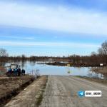 На реке Ишим рядом с селом Балаганы устраняют затор На реке Ишим рядом с селом Балаганы устраняют затор