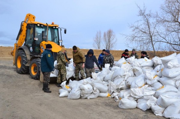 Александр Моор: ситуация с паводком в регионе остается напряженной