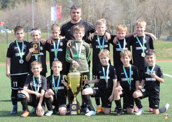 Воспитанники ФК "Тюмень" завоевали путёвку в Анапу Воспитанники ФК "Тюмень" завоевали путёвку в Анапу