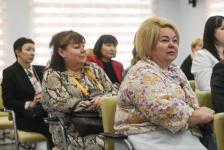 Об инновационных практиках поддержки семей рассказали детским омбудсменам в Тюмени