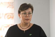 Об инновационных практиках поддержки семей рассказали детским омбудсменам в Тюмени