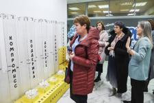 Об инновационных практиках поддержки семей рассказали детским омбудсменам в Тюмени