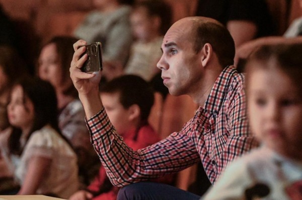 В Тюменском цирке провели открытую репетицию для подопечных фонда "Защитники Отечества" В Тюменском цирке провели открытую репетицию для подопечных фонда "Защитники Отечества"