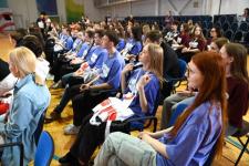 В Культурно-образовательном форуме Тюменской области участвуют 90 подростков