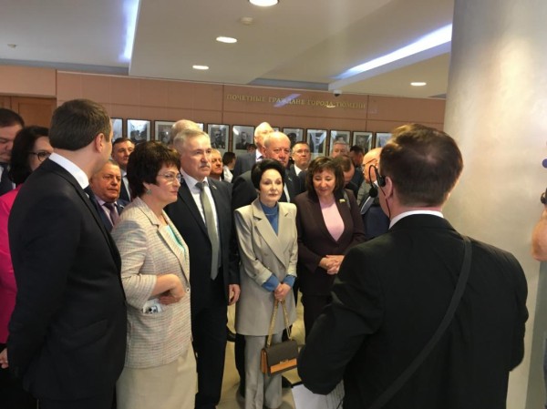 Фотовыставка об истории городской думы открылась в Тюмени