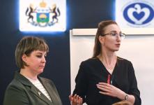Об инновационных практиках поддержки семей рассказали детским омбудсменам в Тюмени
