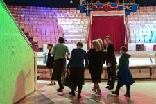 В Тюменском цирке провели открытую репетицию для подопечных фонда "Защитники Отечества" В Тюменском цирке провели открытую репетицию для подопечных фонда "Защитники Отечества"