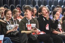 В Культурно-образовательном форуме Тюменской области участвуют 90 подростков