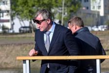 Белый амур, толстолобик и карп появились в тюменском озере Тихом