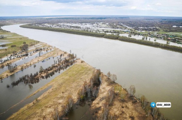 Волна паводка достигла деревни Супринская Вагайского района