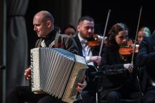 Попурри 11 чемпионов мира по аккордеону и баяну впервые прозвучало в Тюмени