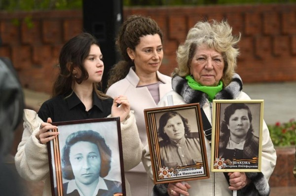 "Бессмертный полк" в Тюменской области провели в формате онлайн