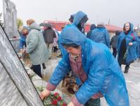 В селе Кулаково Тюменского района День Победы встречают цветами, митингами и концертами