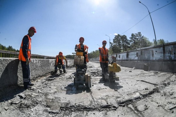 В Тюмени на путепроводе Верхний Бор сделают полиуретановые деформационные швы