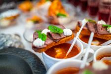 Команды тюменских и тобольских ресторанов съехались на гала-презентацию фестиваля "Сибирь на вкус"