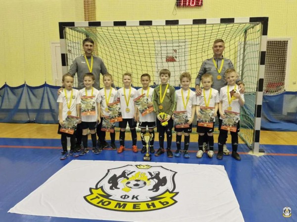 Воспитанники ФК "Тюмень" стали обладателями домашнего кубка Победы