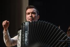 Попурри 11 чемпионов мира по аккордеону и баяну впервые прозвучало в Тюмени