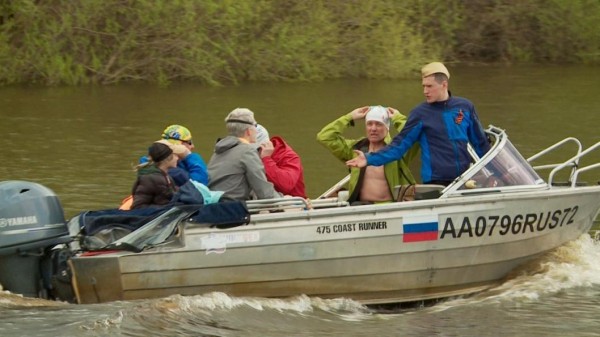 Эстафета "Доплыть до Победы" прошла на реке Туре в Тюмени