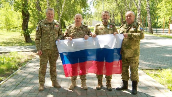 Ветераны СВО разных национальностей поздравили тюменцев с Днём России