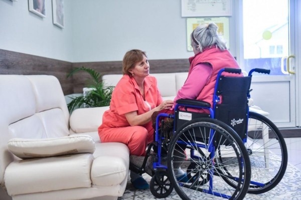 Более семи тысяч профессионалов трудятся в системе социальной защиты Тюменской области