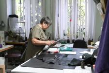 Обувь по индивидуальным заказам шьет тюменское социальное предприятие