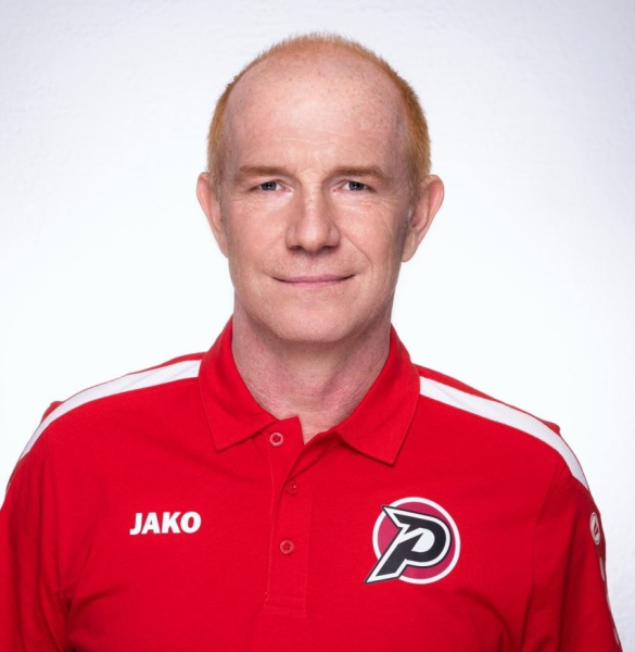 Новый главный тренер ХК "Рубин" дал первое интервью: о селекции команды, планах, опыте работы с молодежью