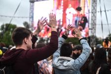 Сергей Драгни и артисты "Музсходки" выступили в Тюмени  на Дне молодежи