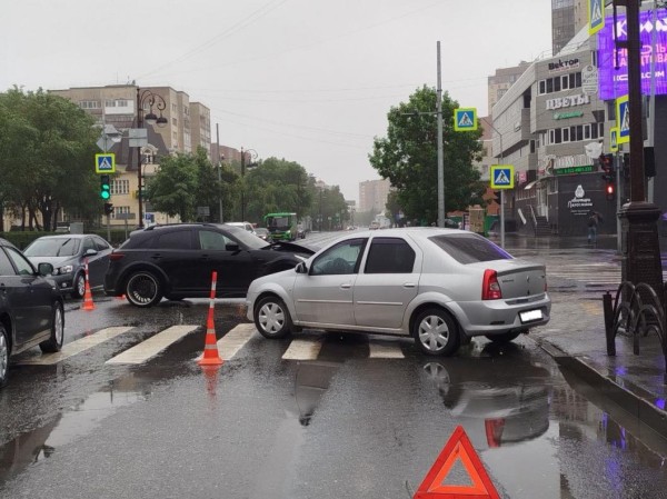 Три человека пострадали в ДТП на ул. Герцена в Тюмени