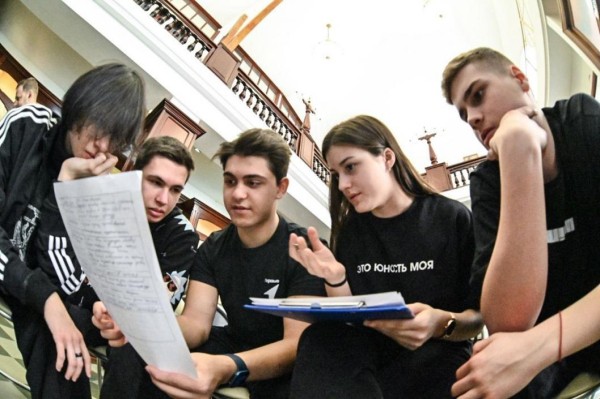 Александр Моор: энергия молодости и созидания помогает Тюменской области реализовывать масштабные проекты