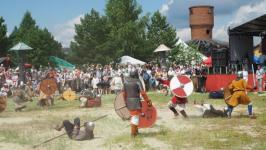 На "Абалакском поле" под Тобольском идут бои древних воинов