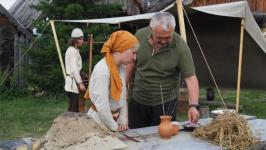 Фестиваль Средневековья "Абалакское поле" пятнадцатый раз проходит под Тобольском Фестиваль Средневековья "Абалакское поле" пятнадцатый раз проходит под Тобольском